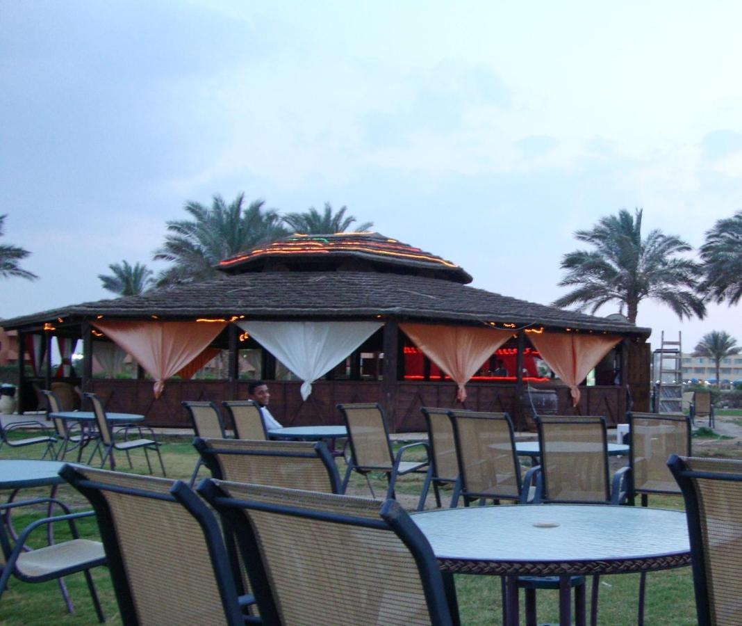 Hotel Horizon Elwadi Aquapark Ain Sukhna Esterno foto